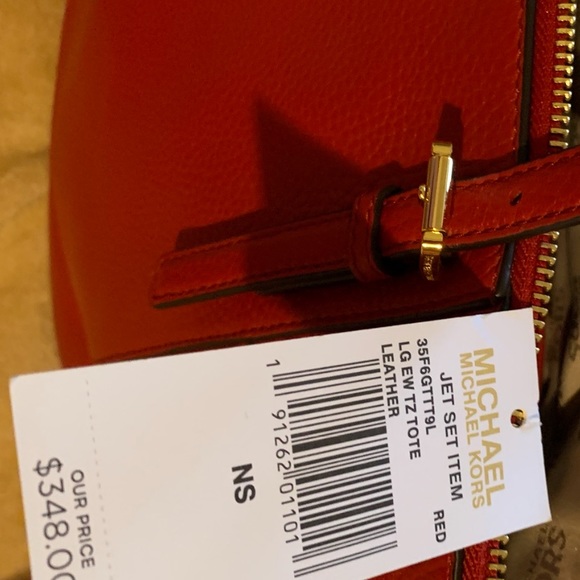 Michael Kors purse - Picture 1 of 4